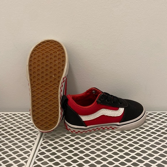 Vans - Toddler Old Skool V Shoe - Picture 2 of 3